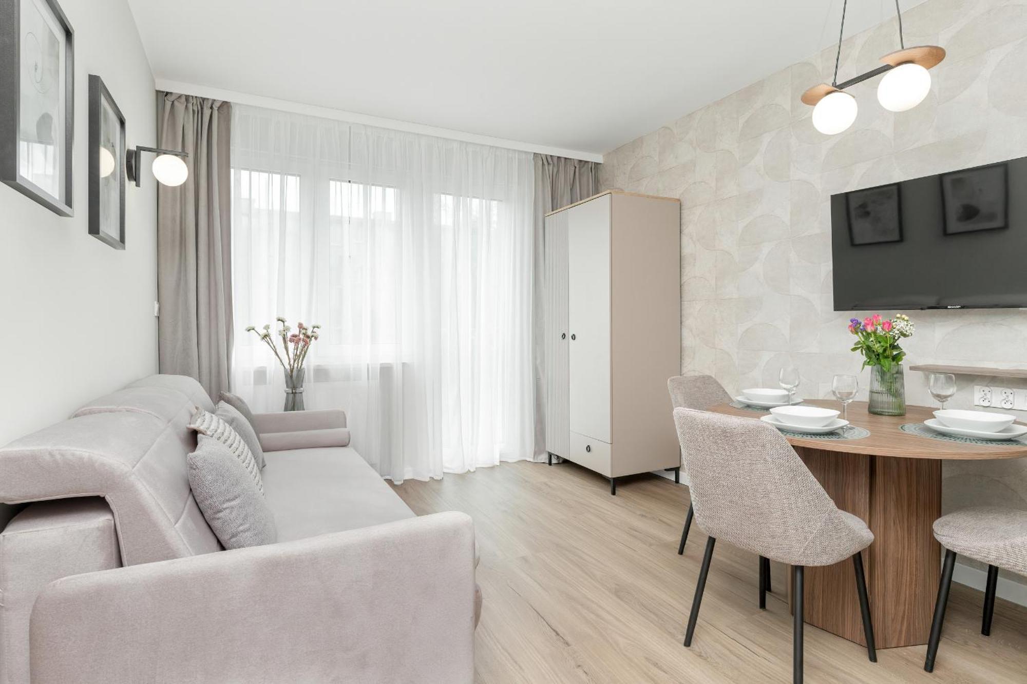 Kaszmirowy Z 2 Sypialniami Blisko Plazy W Gdansku By Renters Lägenhet Gdańsk